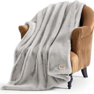 Hot Deals Today 🇺🇸 – UGG Euphoria Plush Faux Fur Throw Blanket, Oversized Warm Throw for...